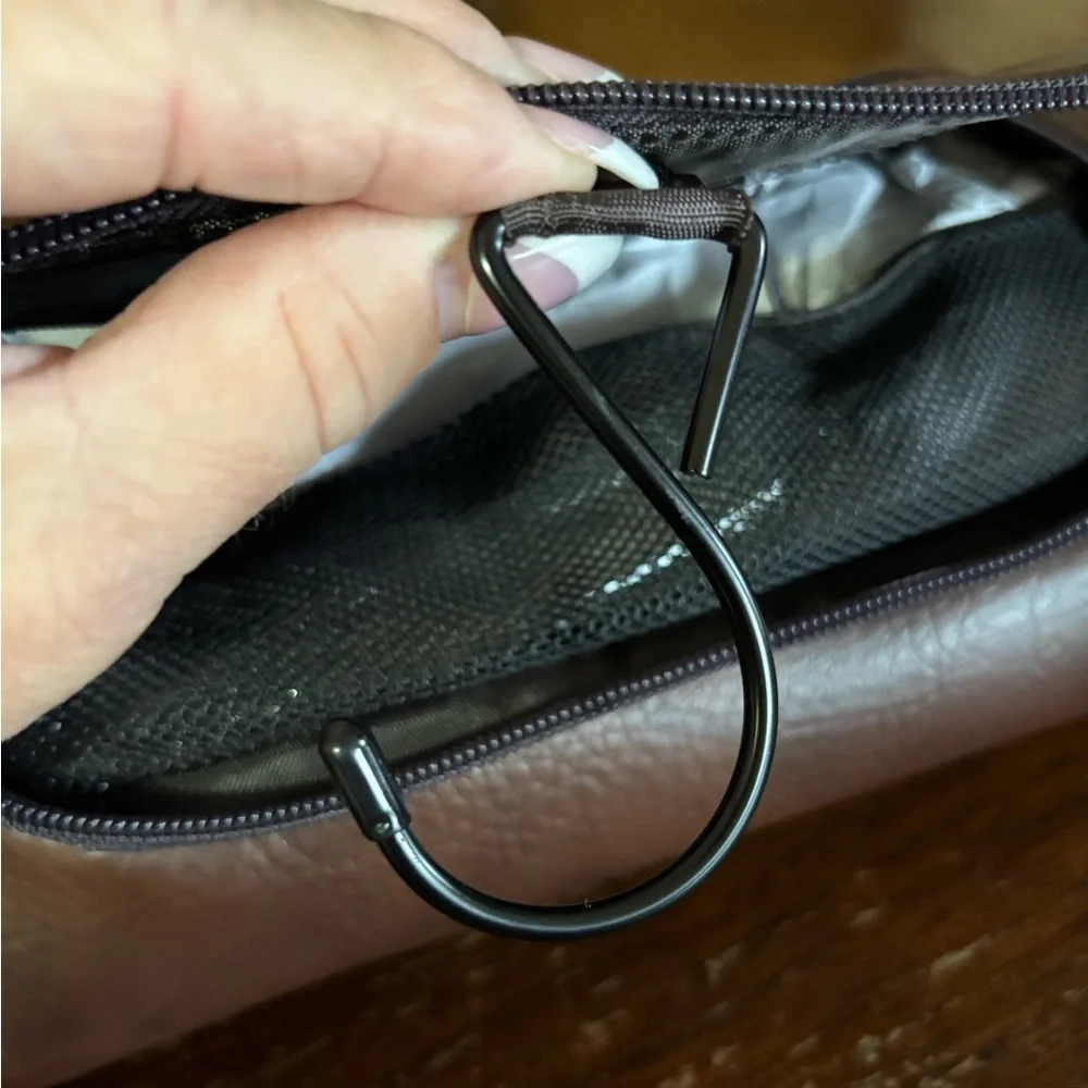 Penguin travel kit men’s